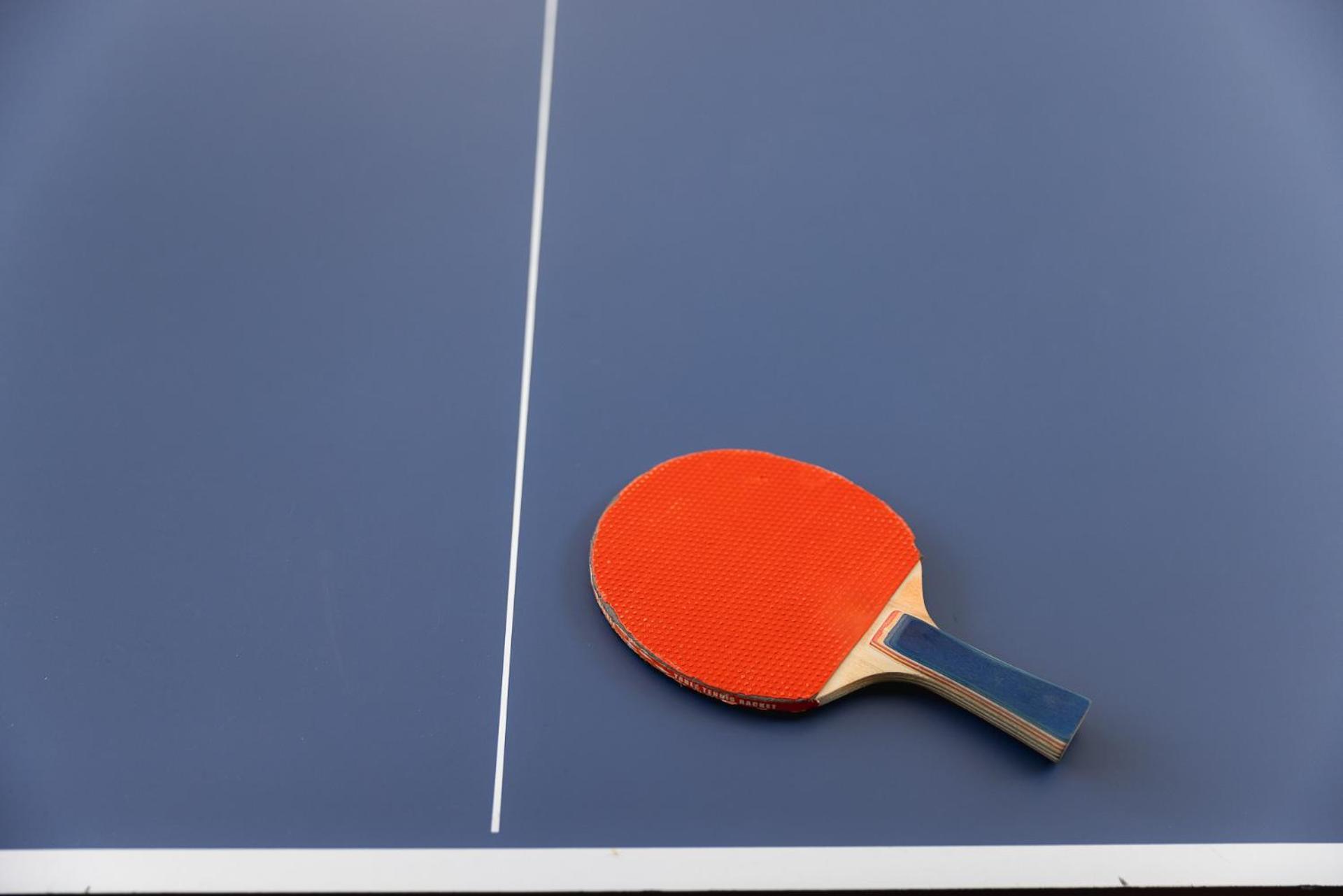 Ping-Pong Paradise Crawley (West Sussex) Exterior foto